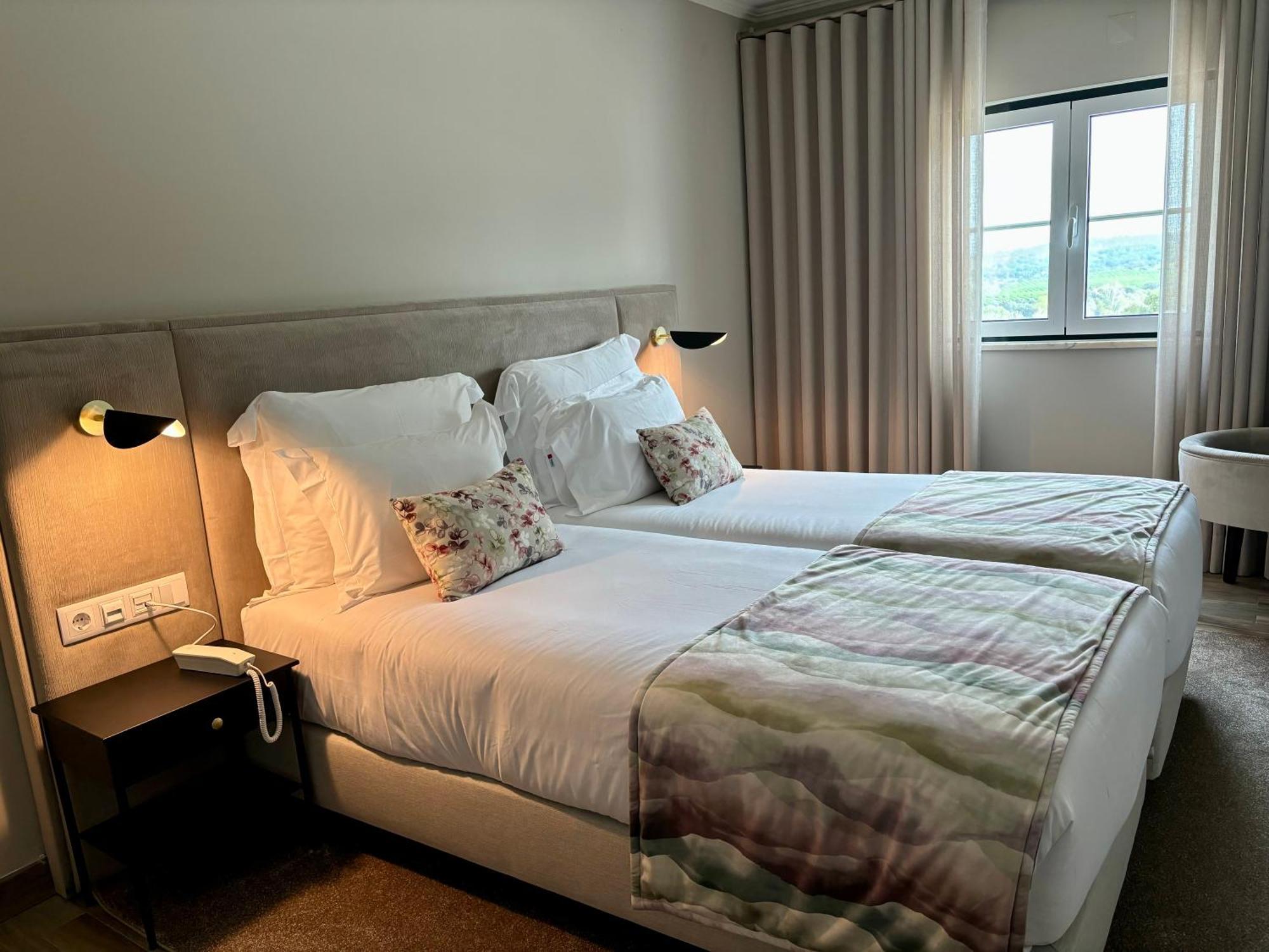Lilases Boutique House & Garden Mora Room photo